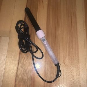 Gisou hair curler